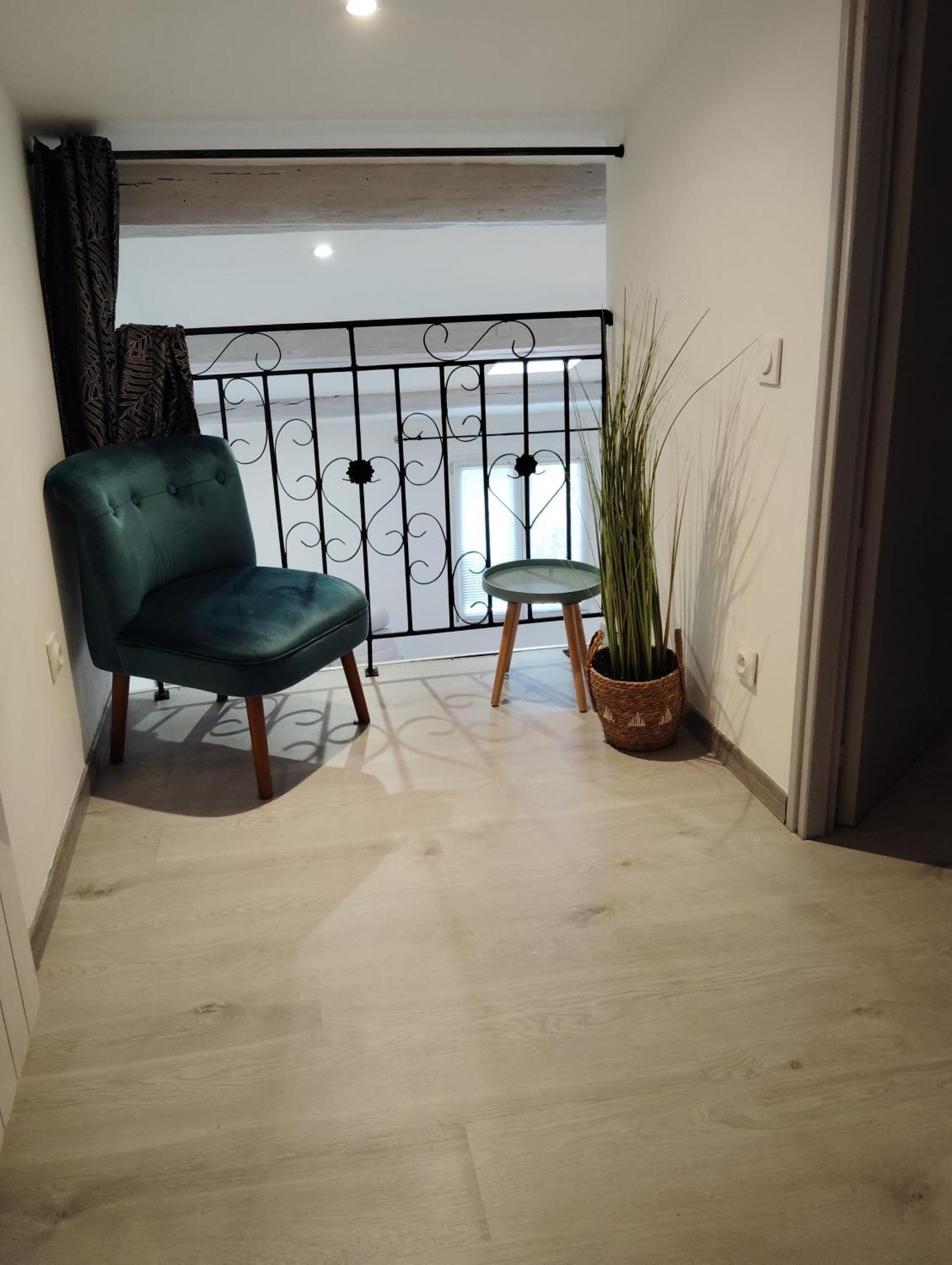 Maison Chez Marthe Le Muy Exteriör bild